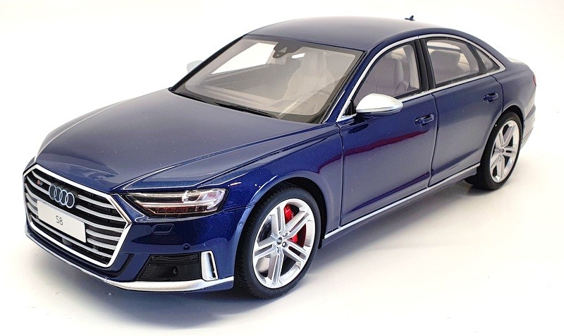GT Spirit 1/18 Scale Model Car GT313 - 2020 Audi S8