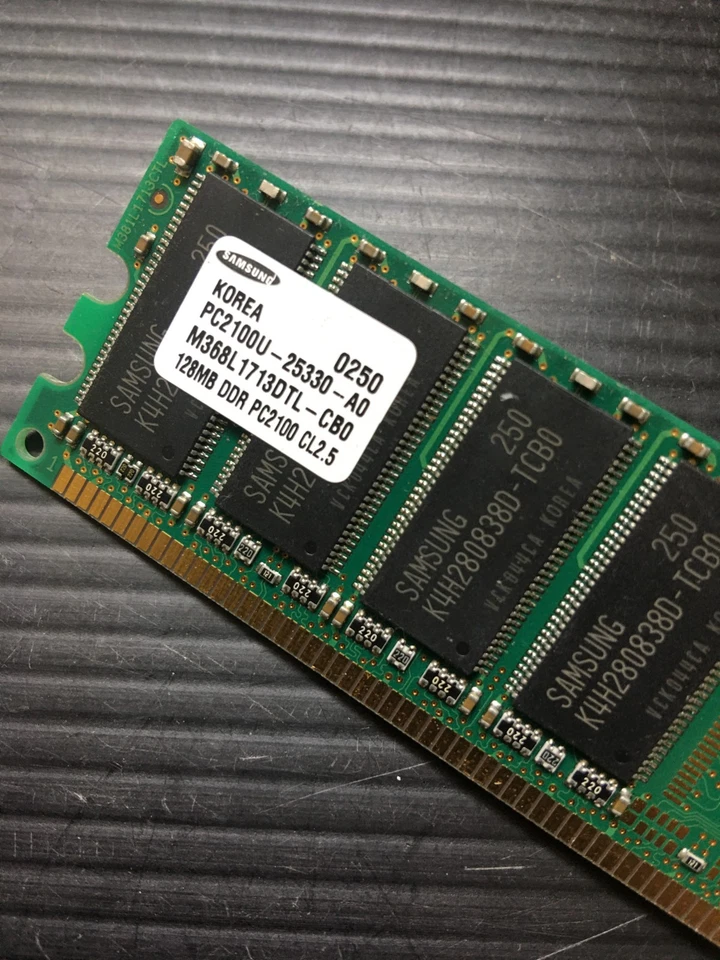 Samsung PC2100U-25330-A0 128MB DDR PC2100 CL2.5 PC Memory - Image 2 of 3