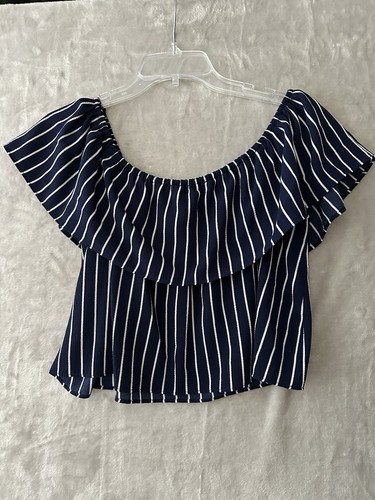Top donna ForForever 21 blu navy medio bianco righe spalle scoperte con volant - Foto 5 di 5