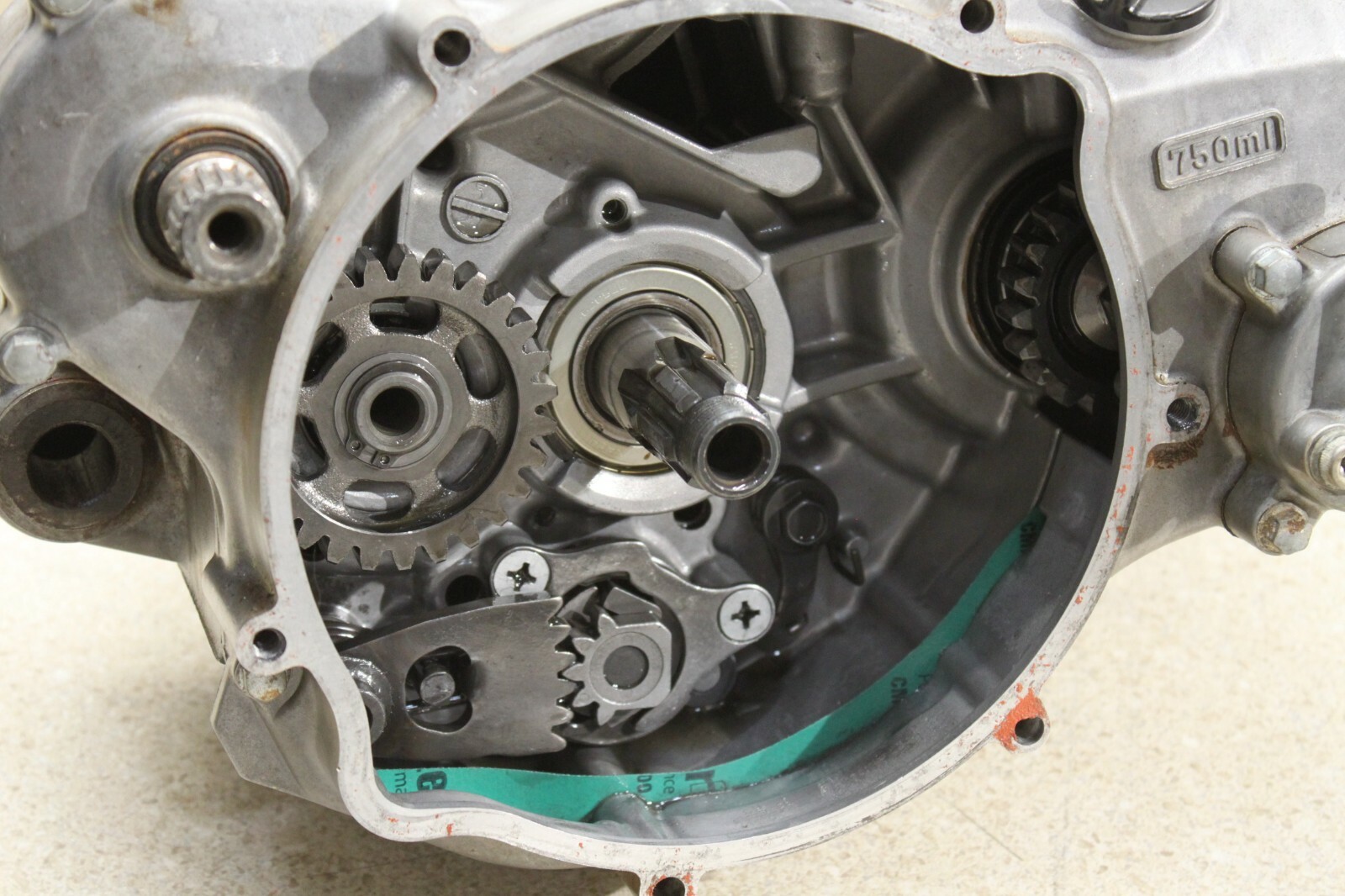 2002 Suzuki RM250 Bottom End Motor Assembly Left Right Crankcase 3247