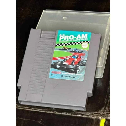 Nintendo NES R.C. Pro AM with plastic storage case