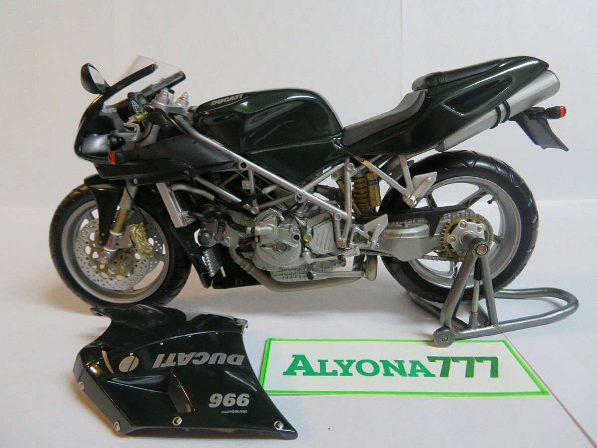 ミニチャンプス 1/12 ドゥカティ996 MATRIX RELOADED Minichamps 1/12 Ducati 996 Matrix Reloaded Minicar | eBay