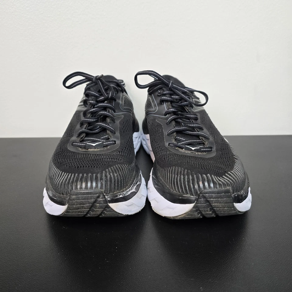 Tênis Hoka Feminino Tamanho 8 Preto Branco Bondi 7 Performance Corrida Academia - Imagem 3 de 4