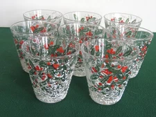 Vintage 8 West Virginia Glass Snowy Holly Berry Christmas Cocktail MCM Glasses