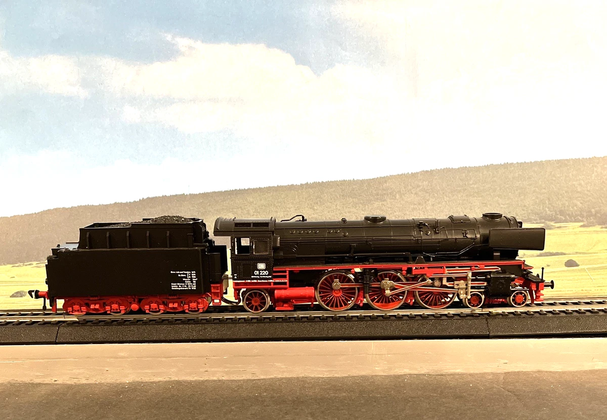 Fleischmann HO Deutsche Bahn Steam Locomotive Model Railroad