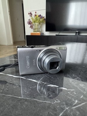 Canon IXUS 275 HS Kompaktkamera Silber 20,2 MP 12x Zoom Wi Fi Full HD