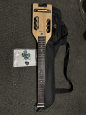 Traveler Guitar Ultra-Light Electric Travel Guitar Natural w/ Gig Bag