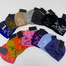 New Arcteryx Bird Head Black Toque Beanie Orca black Merino wool hat for winter