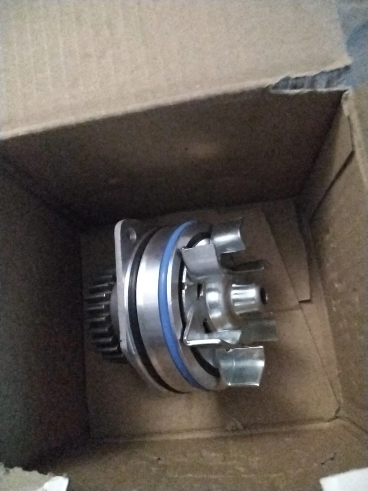 Bomba de agua Gates 41192 Nissan Infinity 2007-2023 Foto 2 de 2