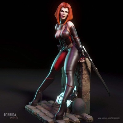 Rayne - Torrida Minis - Pin Up Statue & Miniature | Miniatures