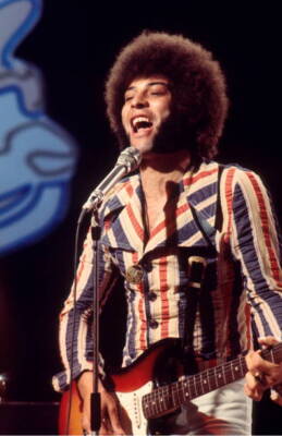 Ray Dorset Of Mungo Jerry Performs On Top Of The Pops 1972 Old Music Photo