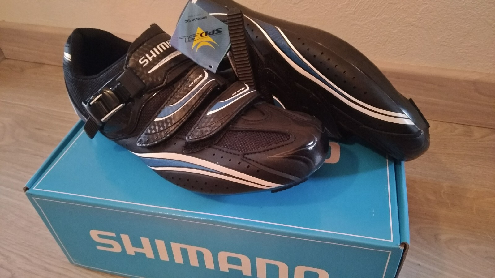 Chaussures cycliste route Shimano R087 pour améliorer le pédalage sur longue distance
