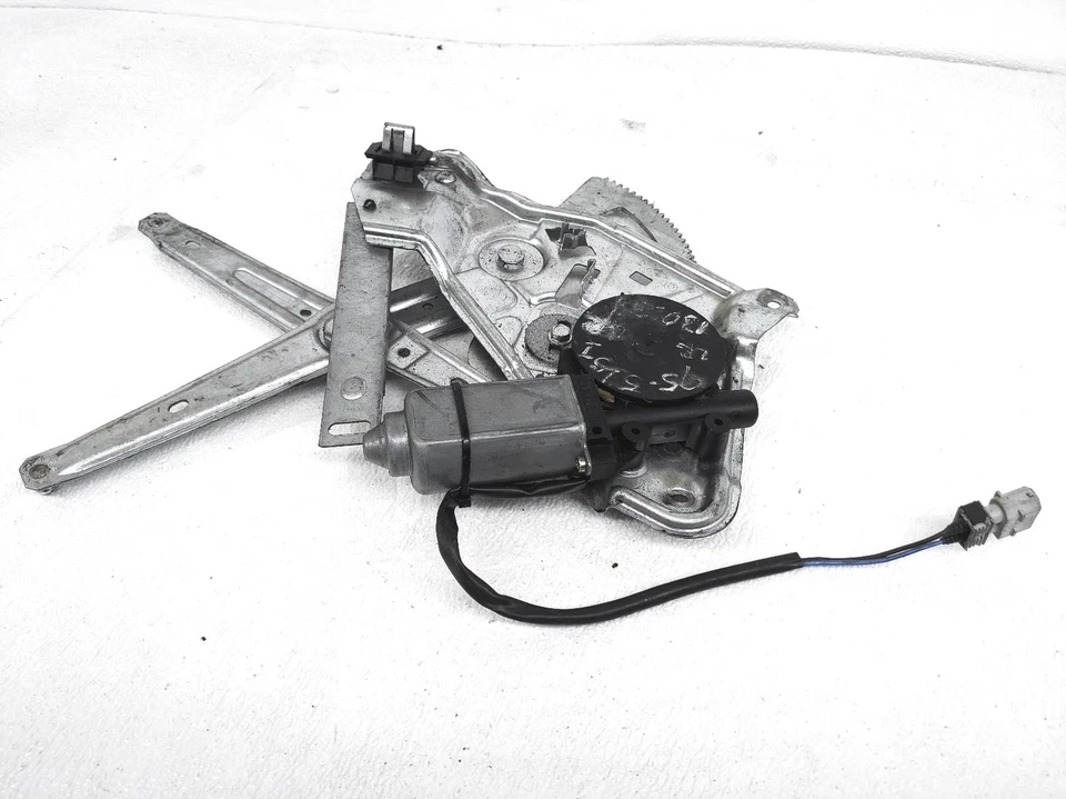 Regulador de potencia y motor puerta del conductor trasero BMW 525I 1989-1995 51-34-1-944-071 Foto 4 de 4