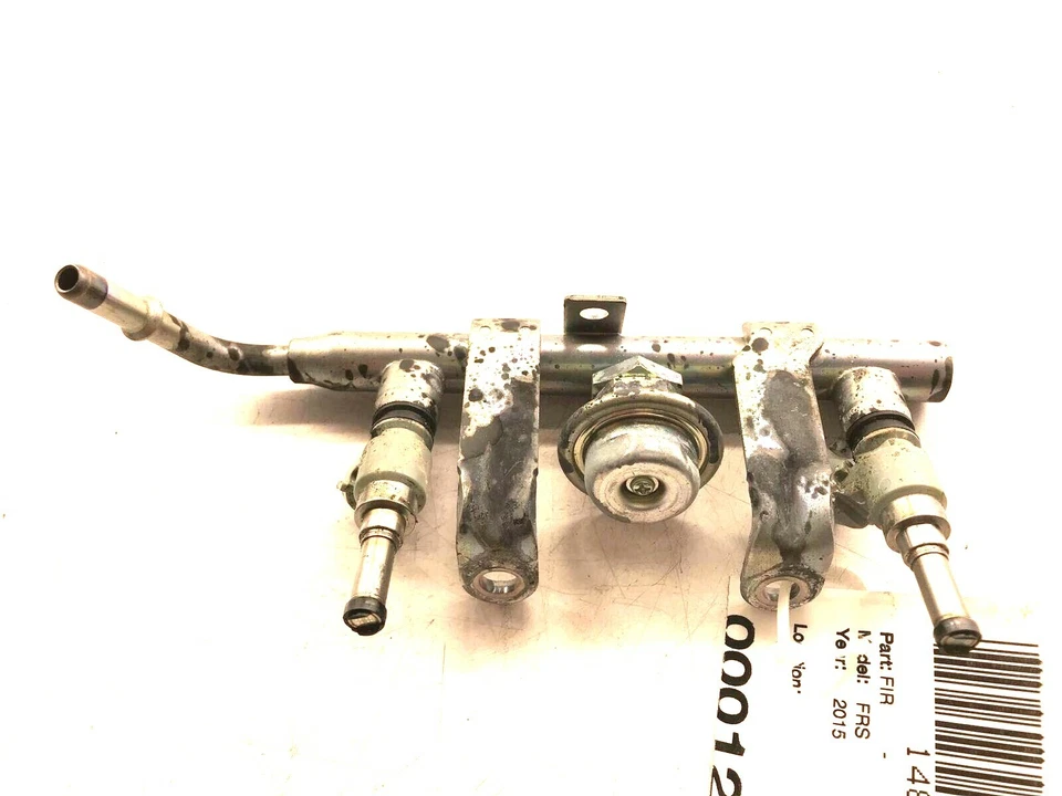 Arnés de presión de riel de inyección de combustible SCION FR-S 2015 con inyector y sensor 2,0 L Foto 2 de 4