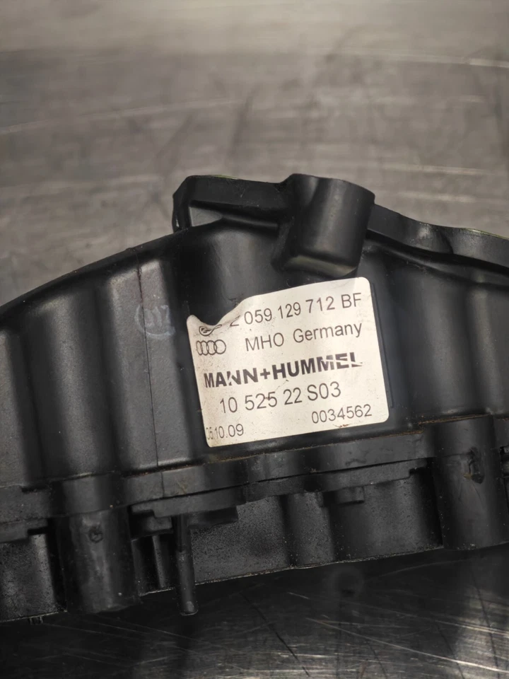 AUDI Q7 A6 TOUAREG PORSCHE CAYENNE COLLECTEUR D'ADMISSION DROIT 059129712BF - Photo 3/4