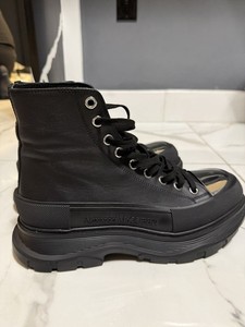 Barely worn size 9 men Alexander McQueen boots for sale Alexander McQueen Tread Slick Boots Men main image 2