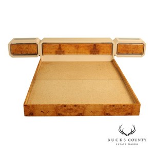 Pace CollectionQueen Size Platform Bed With Floating Headboard And Nightstands