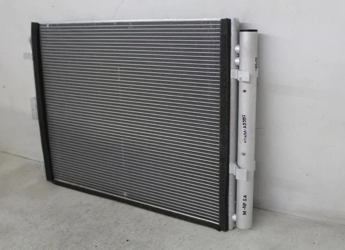 Kia Forte 2014-2018 aire acondicionado condensador aire acondicionado Foto 2 de 2