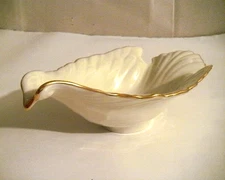 A LENOX SYMPHONY FINE PORCELAIN DOVE BIRD BOWL 24K GOLD TRIM USA 8" X 5" WINGS