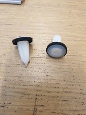 Ford Fiesta MK6 FACELIFT  2005 - 2008 Rear lamp Retainer Clips