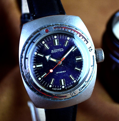 Soviet Wristwatch Vostok Amphibian Vintage Watch Wostok 18 Jewels Blue Dial