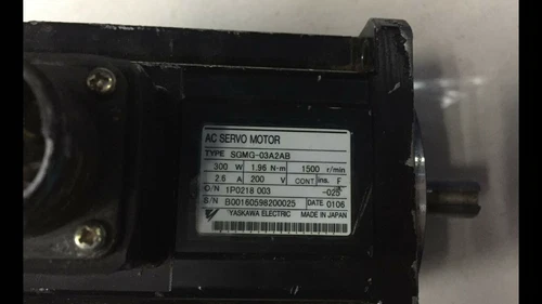  1pcs Servomotore Yaskawa SGMG-03A2AB Fedex o DHL - Foto 1 di 4