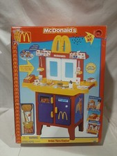 NEW NRFB VINTAGE 2002 MCDONALDS DRIVE THRU PLAYSET PRETEND PLAYFOOD NOS