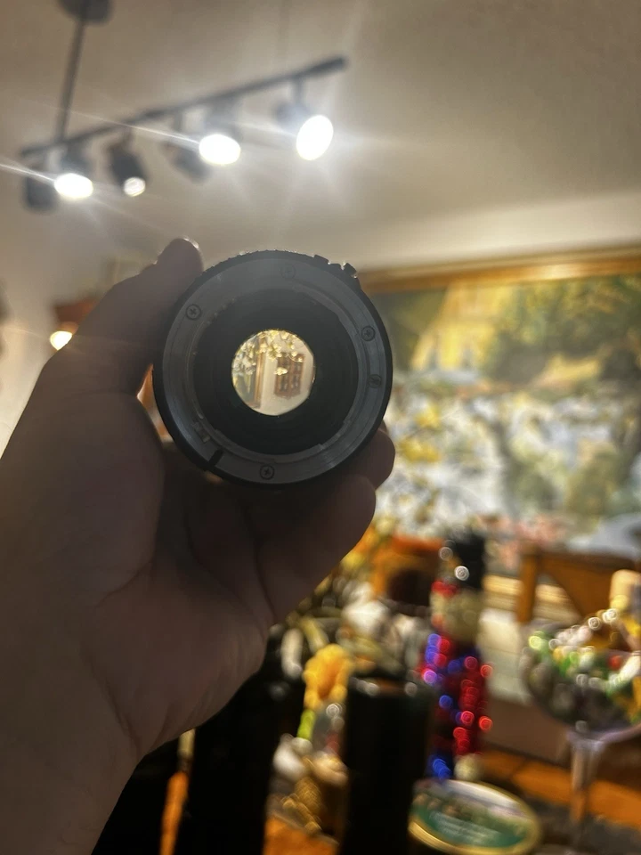 Nikon Nikkor 35-70 f 2.8 D AF Lens for FX DSLR Camera One Of The Legends. - Image 3 of 4