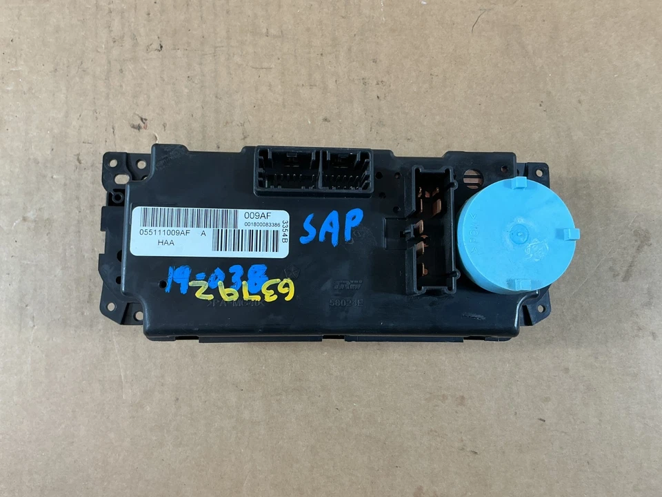 Jeep Grand Cherokee 2005-2007 calefacción aire acondicionado control de temperatura 055111009AF OEM Foto 4 de 4