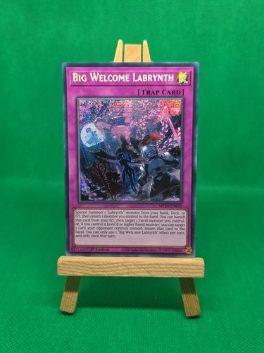 MP24-EN074 Big Welcome Labrynth Secreto Prismático Raro 1ª Edición YuGiOh - Imagen 3 de 12