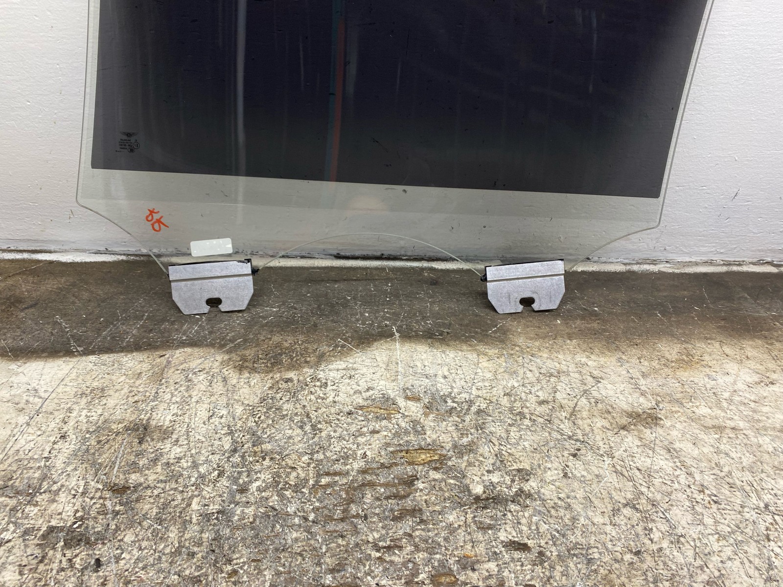 2014-2019 BENTLEY FLYING SPUR OEM REAR RIGHT DOOR GLASS WINDOW PANEL