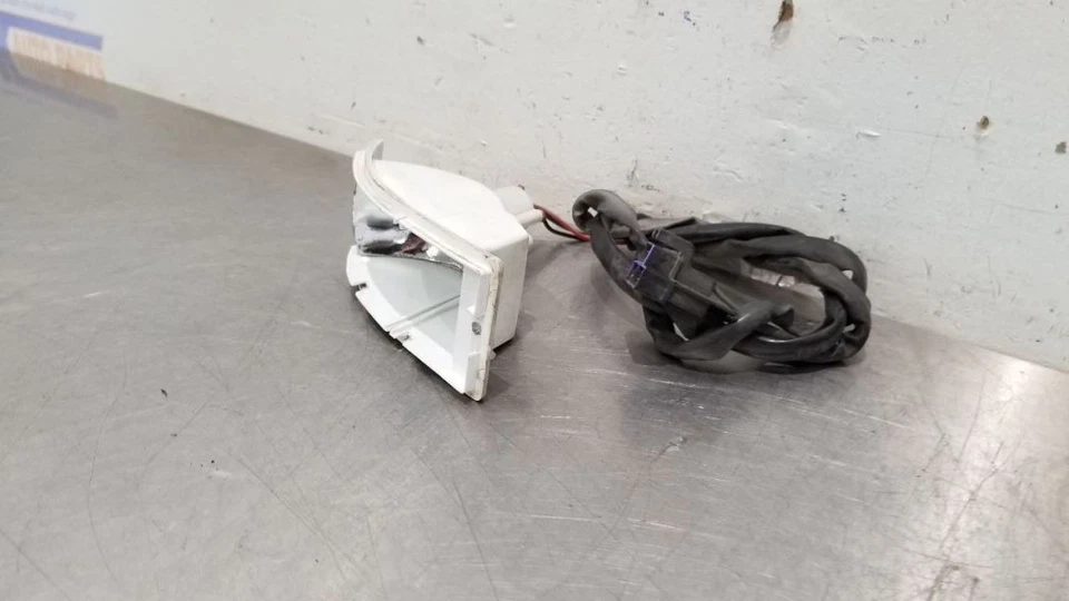 83 MAZDA RX-7 FB LÁMPARA DE ESTACIONAMIENTO INTERMITENTE PASAJERO DERECHO Foto 3 de 4