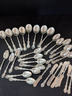 Gorham Strasburg Sterling Silver Lot Of 32 Spoons 1074g Scrap Or Keep Lot