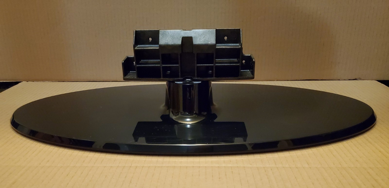 Samsung LN40A450C1HXZA TV Stand Base - Complete with Screws