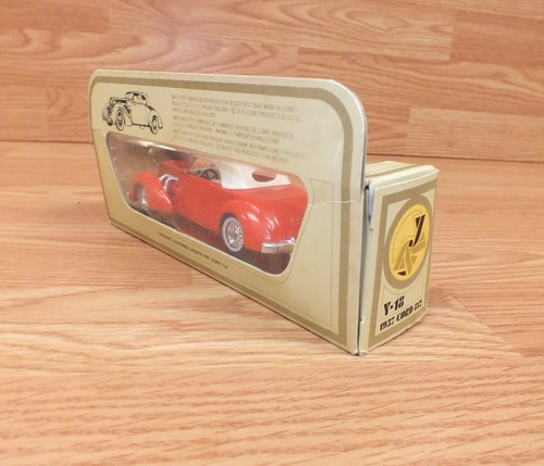 Genuine Matchbox (812) Yesteryear 1937 Cord Red And White Collectible Toy Car - Picture 4 of 7