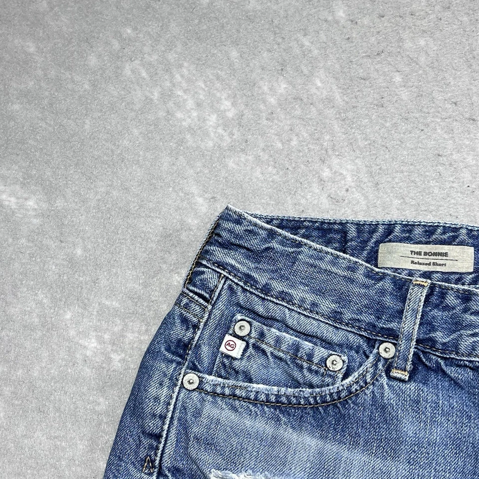 Bermuda jeans AG Adriano Goldschmied feminina tamanho 25 azul The Bonnie relaxada bainha crua - Imagem 3 de 4