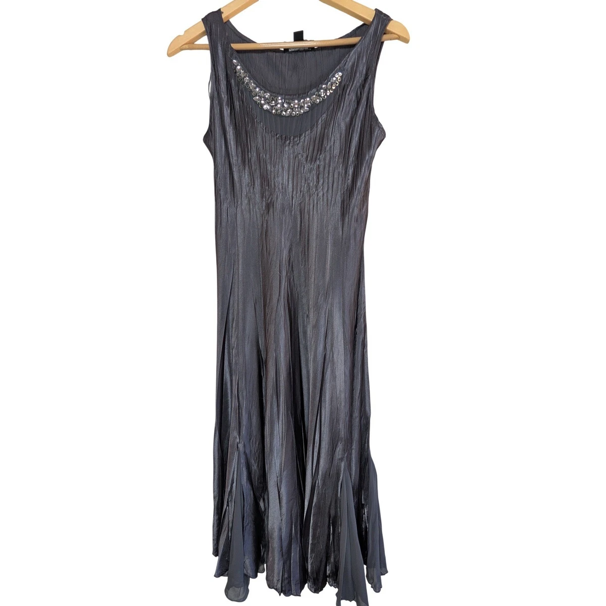 green emerald velvet dress Soft Girl Pleated Ruffle Maxi Dress main image 1