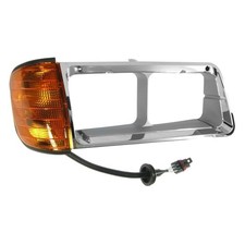 Chrome Inner Headlight Bezel w Marker RH Freightliner FLD112 95-96 FLD120 90-01