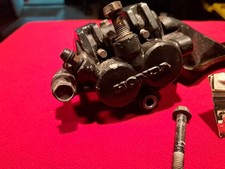 1982 Honda gl1100 goldwing back rear brake caliper USABLE PADS bolts OEM