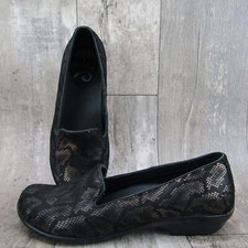 Dansko Olivia Flat Bronze Snake Leather Loafers 37 / 7 Low Wedge