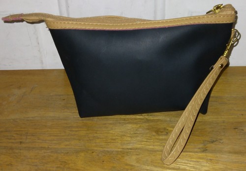 Tory Burch Wristlet Black Cosmetic Bag - Picture 9 of 16