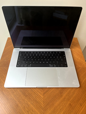 Apple MacBook Pro 16'' M2 Pro Chip (16GB RAM 1TB SSD) Silver MNWD3LL/A 2023 Model