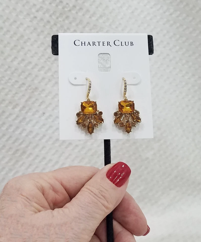 Novo! Brincos pendurados em tom de ouro geo com conhaque e cristal acastanhado Charter Club assinado - Imagem 4 de 4