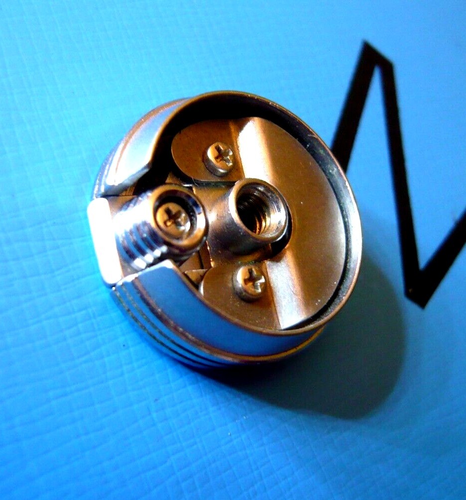 Rewind Knob for Minolta  SRT 101, 201. 35mm SLR cameras. 