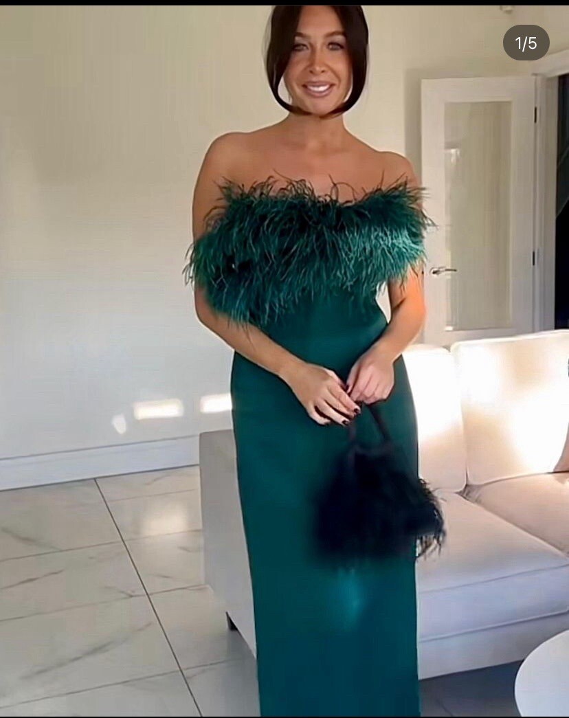 zara green feather dress Zara Green Floral Print Open Back Midi Dress (Removable Feather Cuff i –  KTRcollection