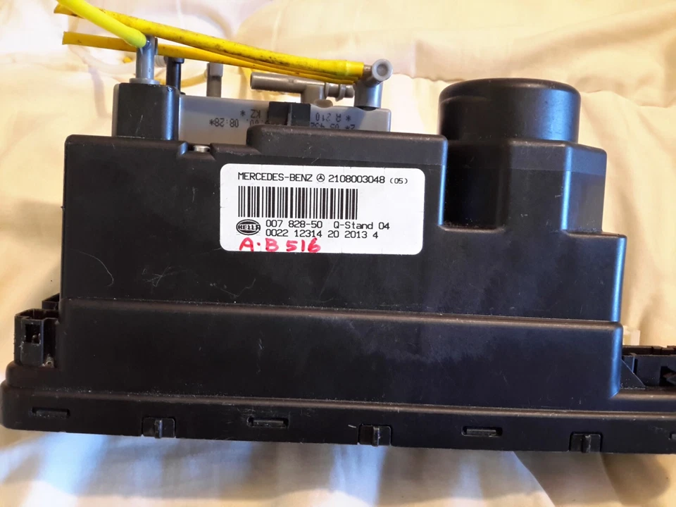 CONJUNTO BOMBA DE VACÍO BLOQUEO PUERTA CENTRAL Mercedes Benz 2001~ 2009 para E320 M.B Foto 2 de 4