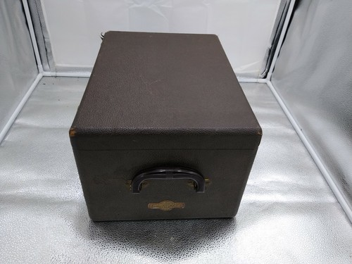 VINTAGE ART DECO KEYSTONE MODEL K-108 8MM MOVIE PROJECTOR WITH CARRY CASE - Picture 11 of 12