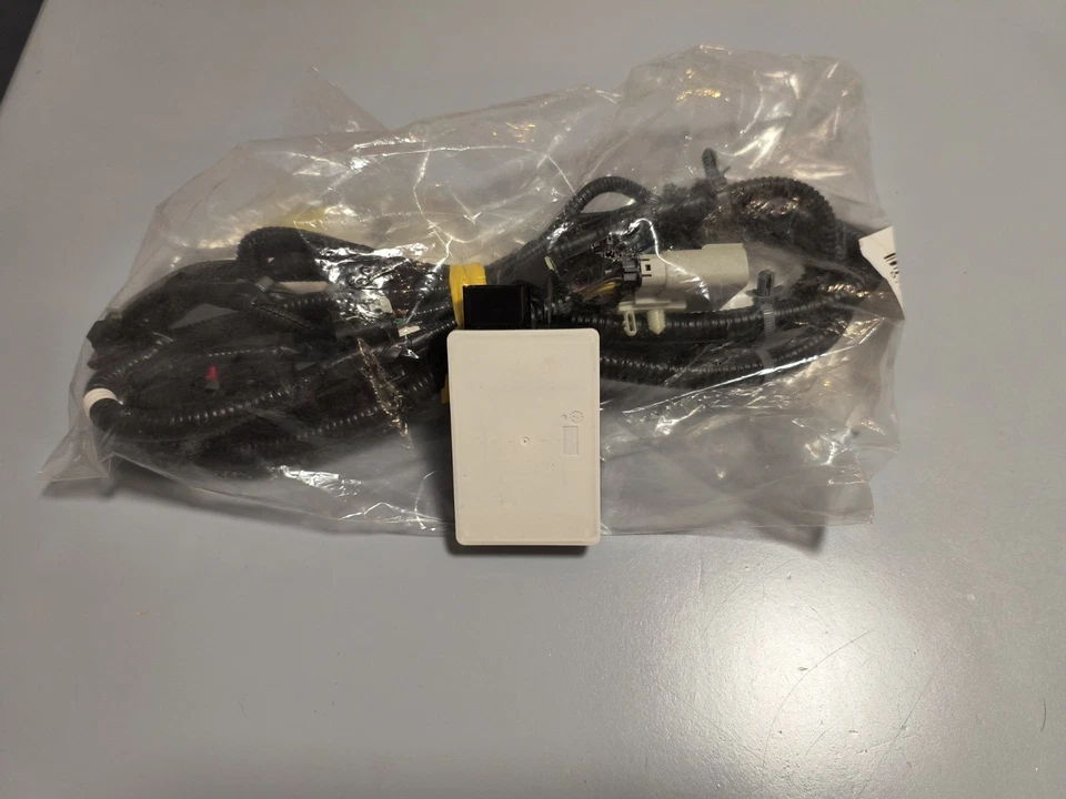 Cadillac CTS 23133812 2014-2018 punto ciego radar objeto sensor parachoques trasero OEM Foto 3 de 3