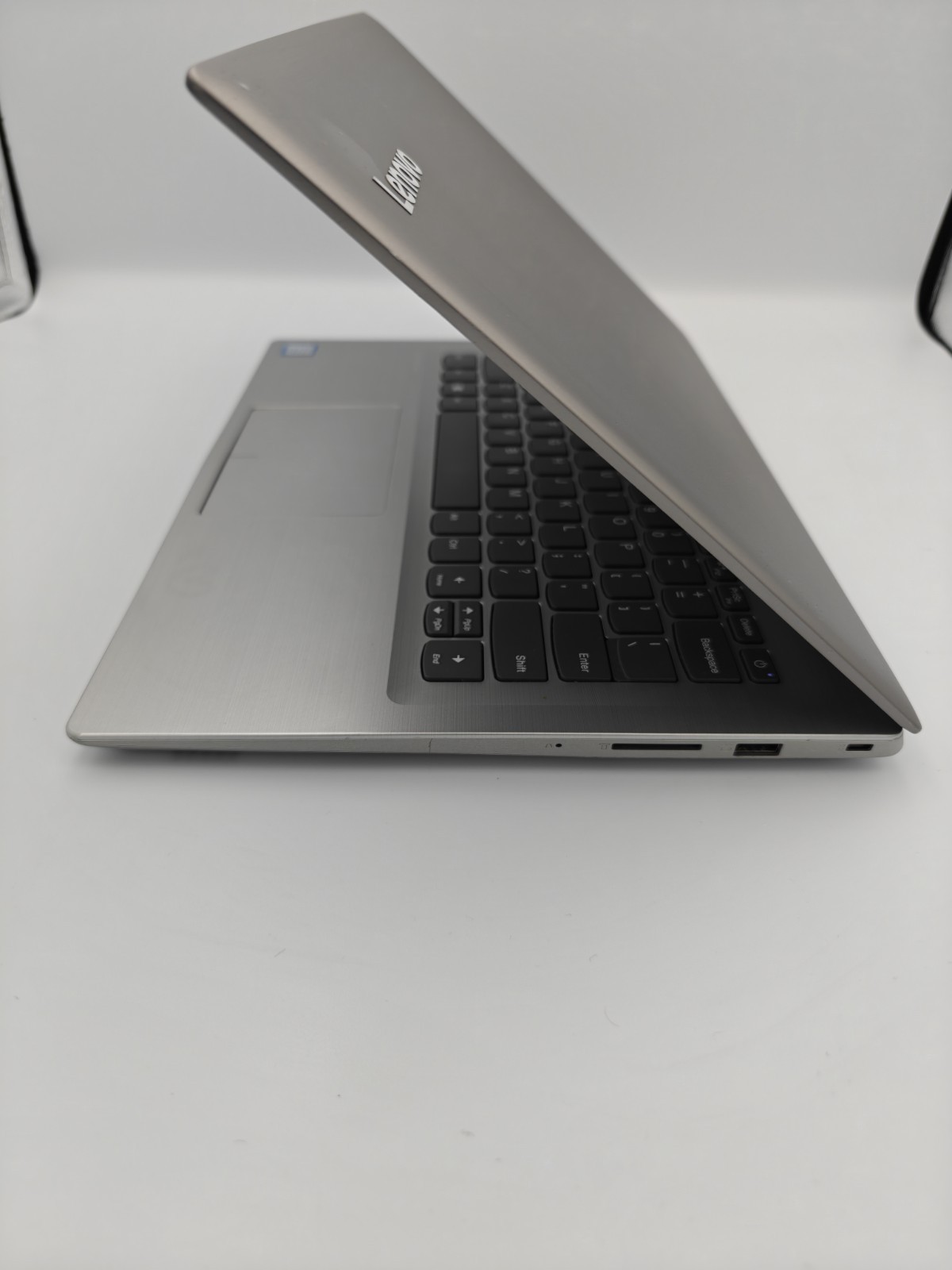 Lenovo Ideapad 320S-14IKB 14" Laptop i5-7200U 8GB RAM 256GB SSD Win11 Pro READ