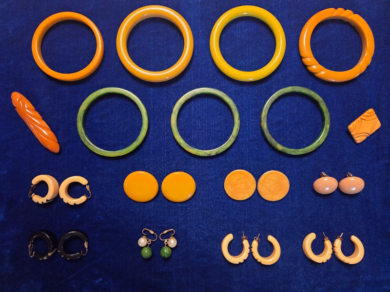Vintage bakelite jewelry